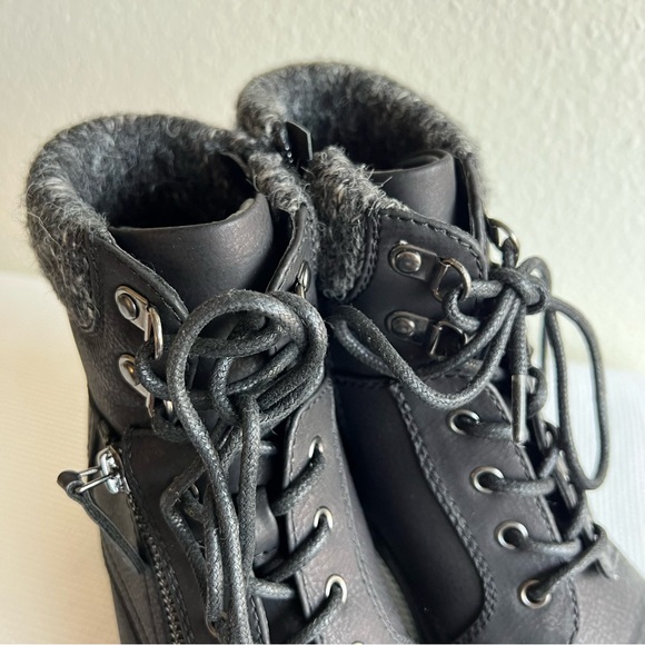 Cliffs Heeled Winter Boots - Picture 3 of 14